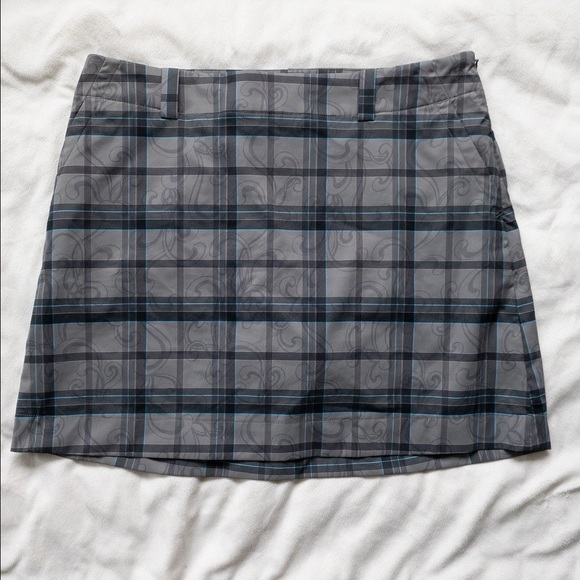 Nike Pants - Nike Golf Grey Plaid Dri-Fit Skort Size 12